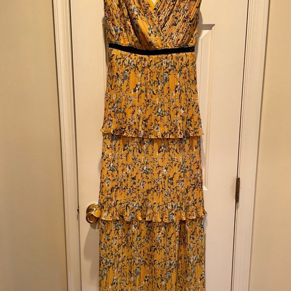 Lulu's Yellow Floral Tiered Maxi Dress - Picture 7 of 8